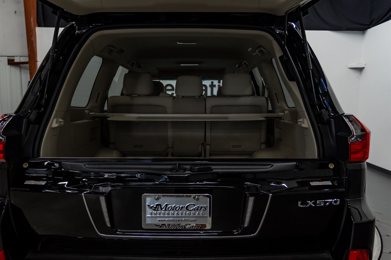 2020 Lexus LX 570 Two-Row   - Photo 23 - Springfield, MO 65802