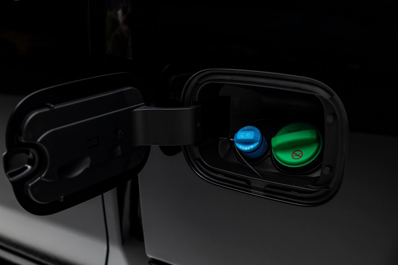 2026 GMC Sierra 2500HD AT4X - Photo 13 - Springfield, MO 65802