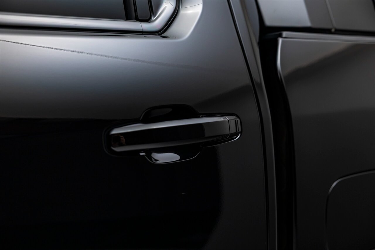 2026 GMC Sierra 2500HD AT4X - Photo 12 - Springfield, MO 65802