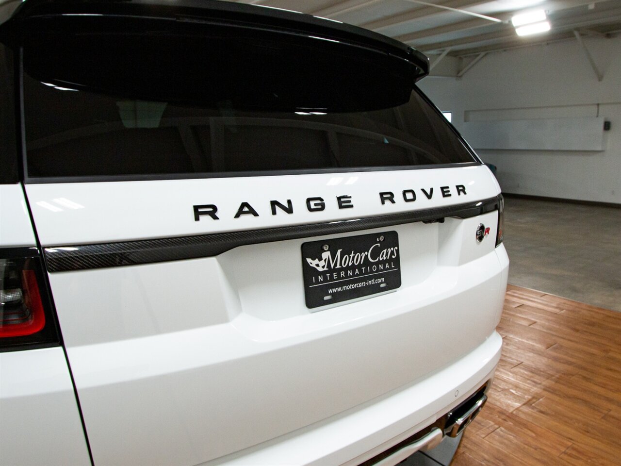 2020 Land Rover Range Rover Sport SVR   - Photo 12 - Springfield, MO 65802