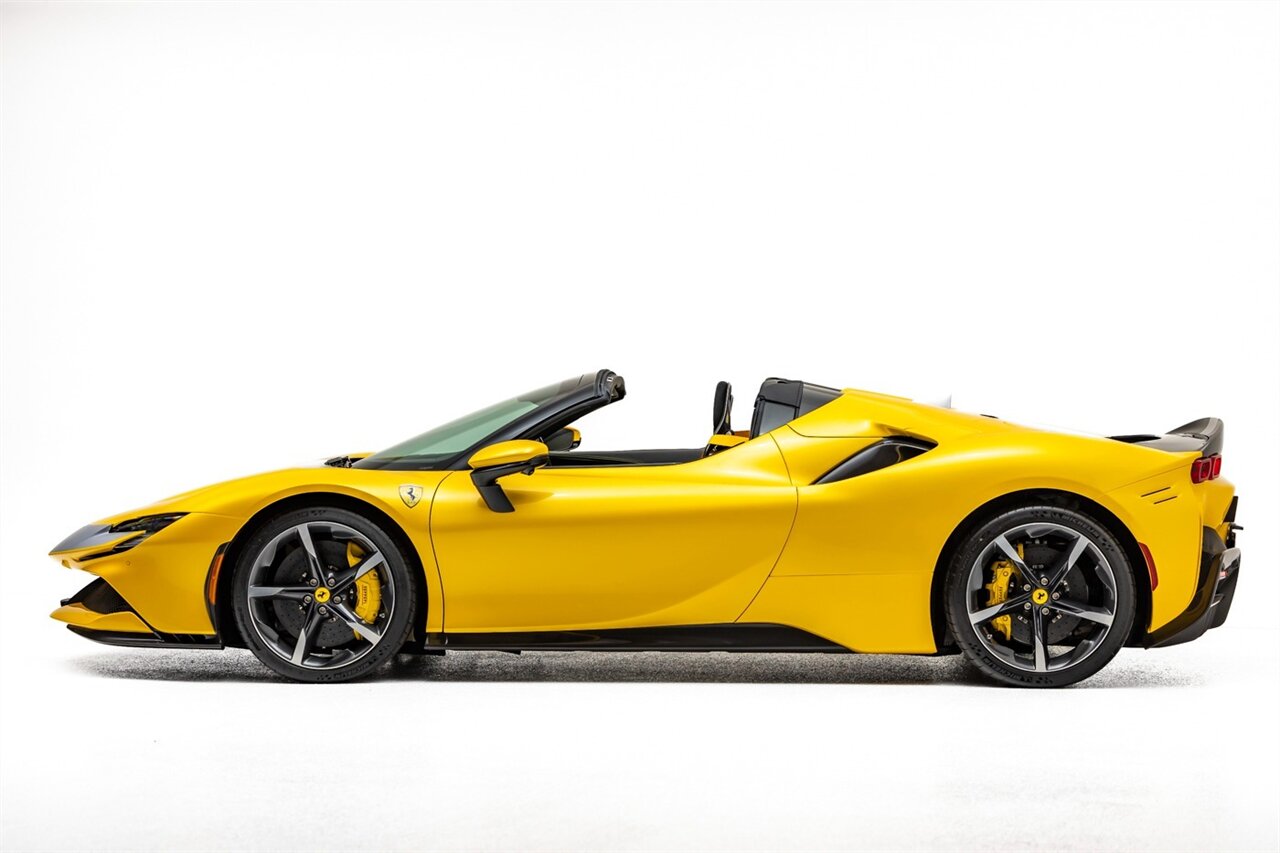 2023 Ferrari SF90 Spider   - Photo 1 - Springfield, MO 65802