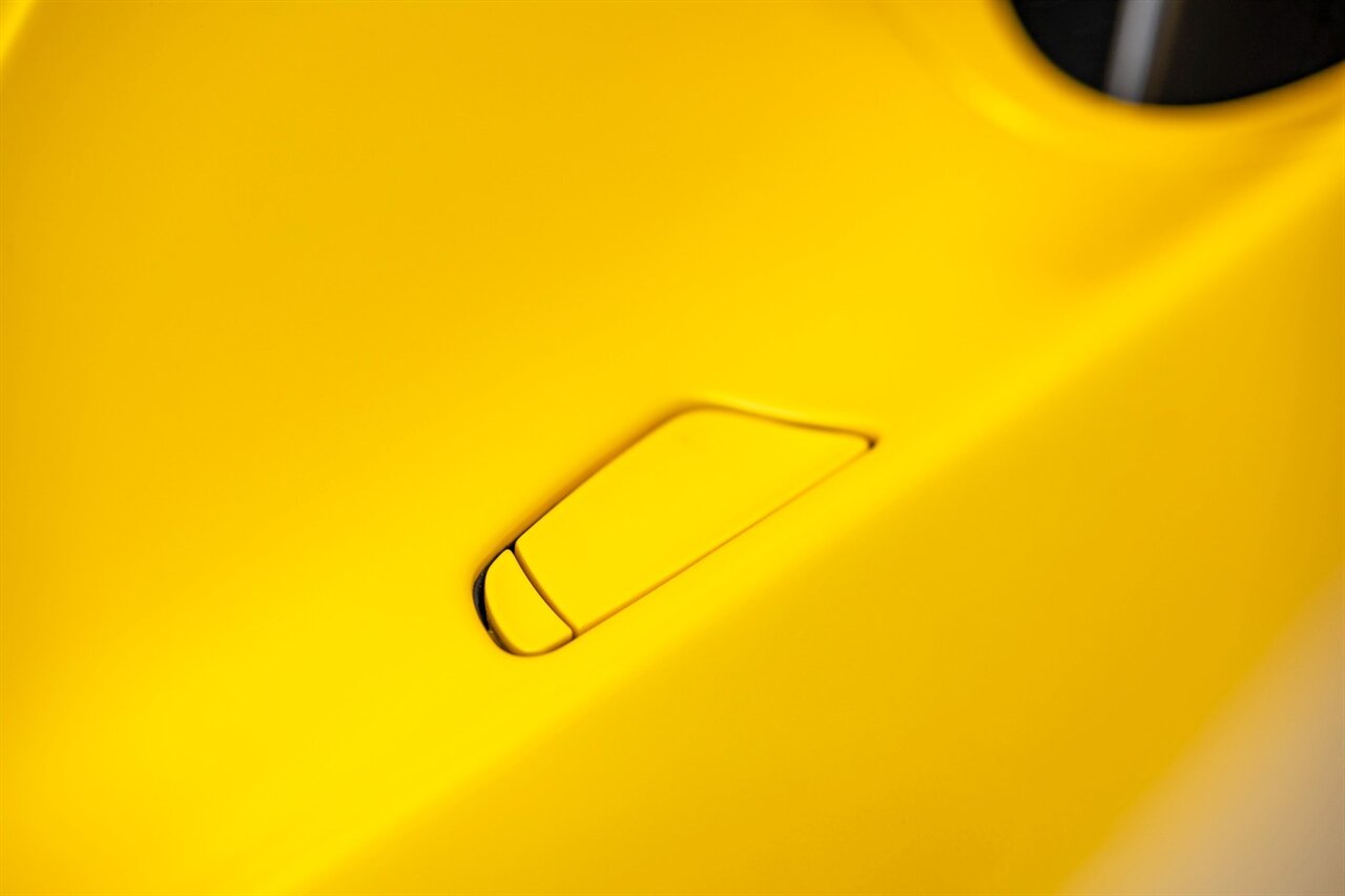 2023 Ferrari SF90 Spider   - Photo 20 - Springfield, MO 65802