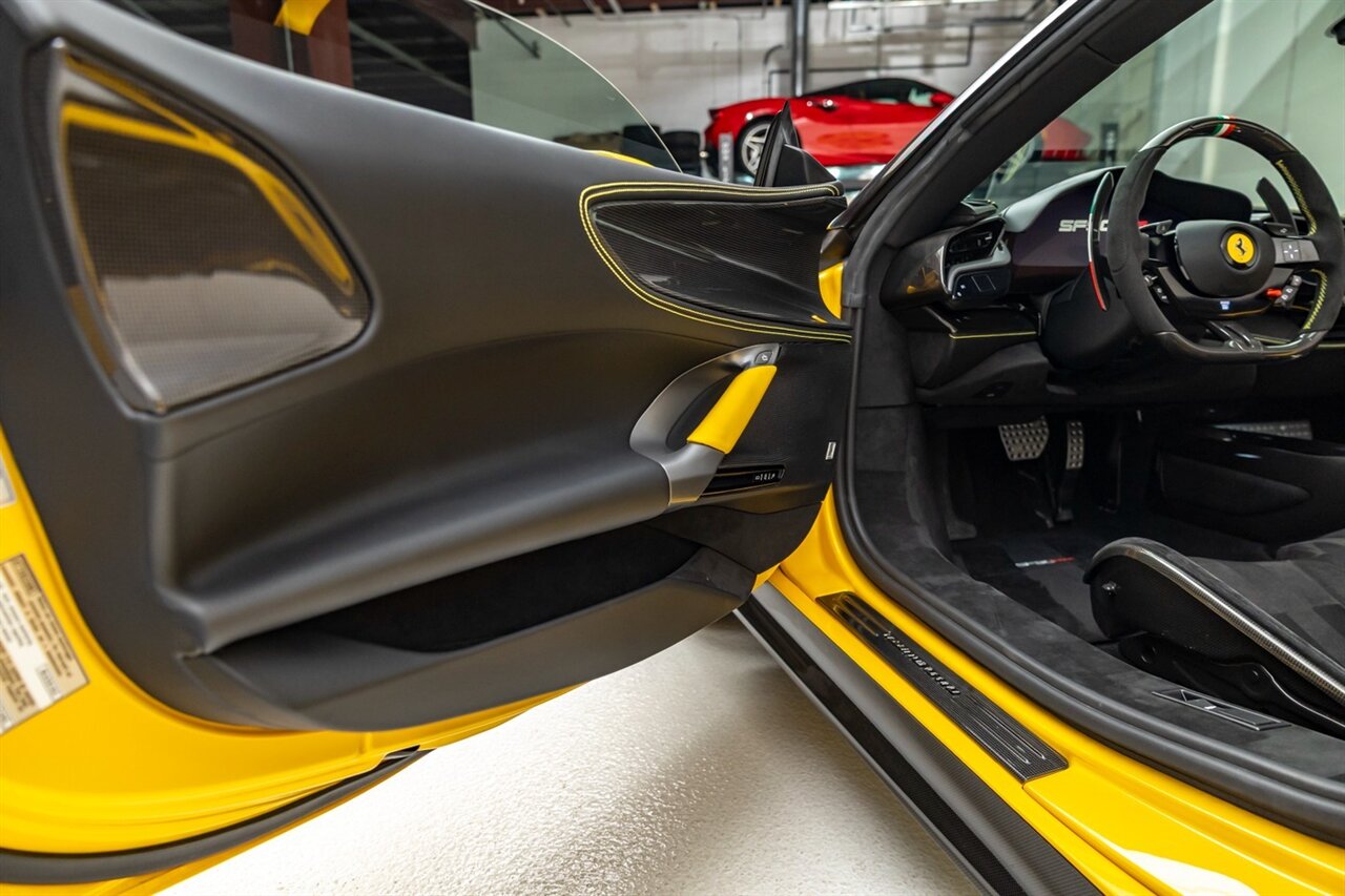2023 Ferrari SF90 Spider   - Photo 34 - Springfield, MO 65802