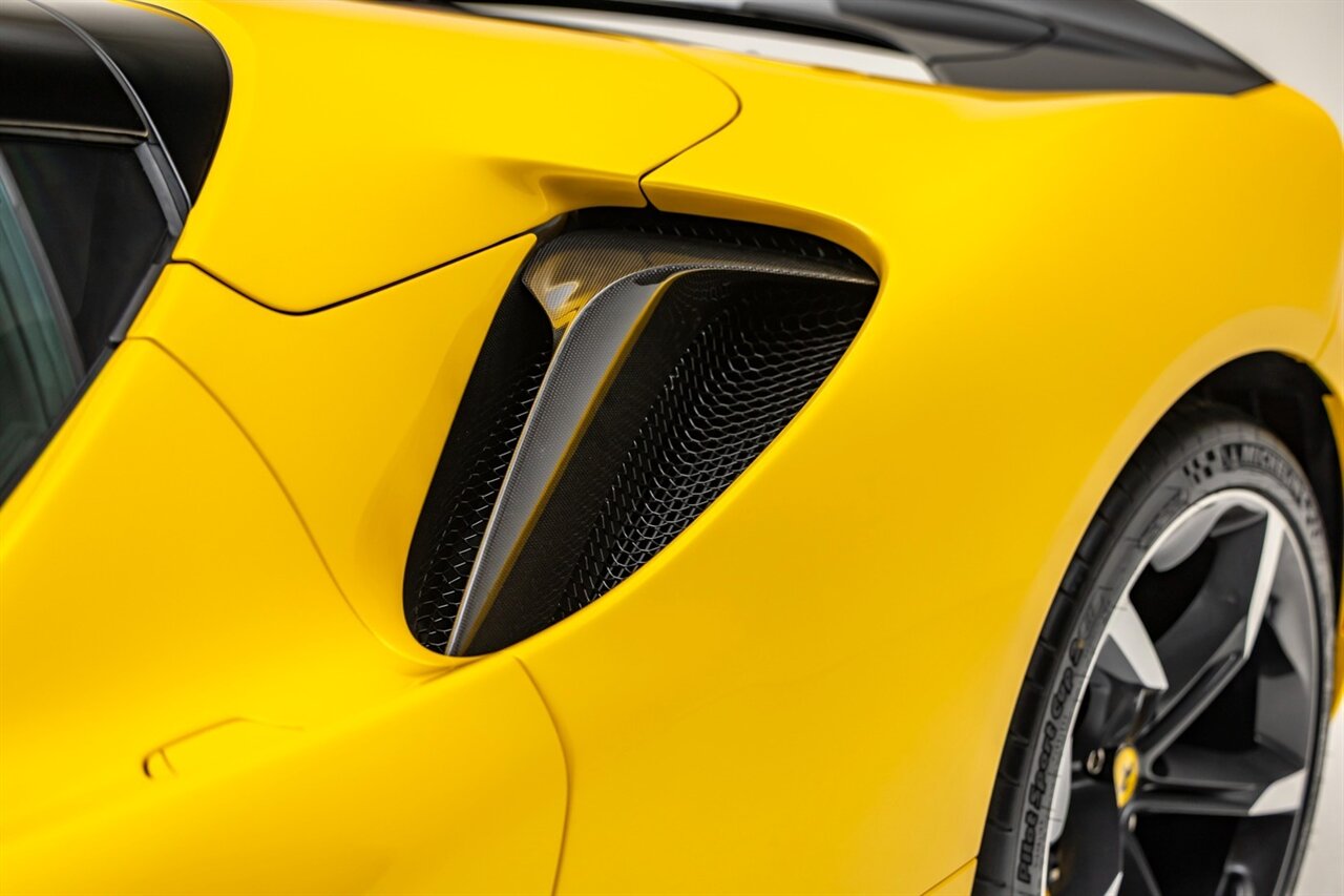 2023 Ferrari SF90 Spider   - Photo 21 - Springfield, MO 65802