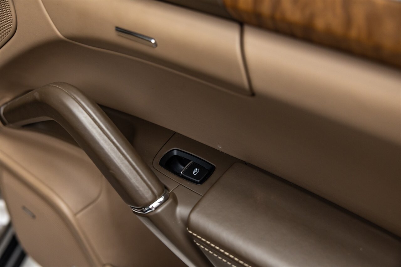 2014 Porsche Cayenne S Hybrid   - Photo 51 - Springfield, MO 65802