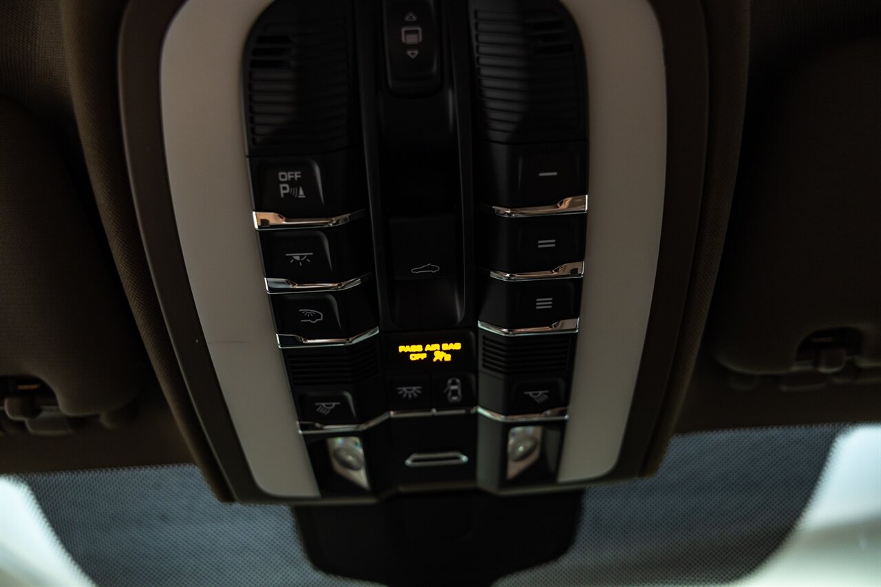 2014 Porsche Cayenne S Hybrid   - Photo 31 - Springfield, MO 65802