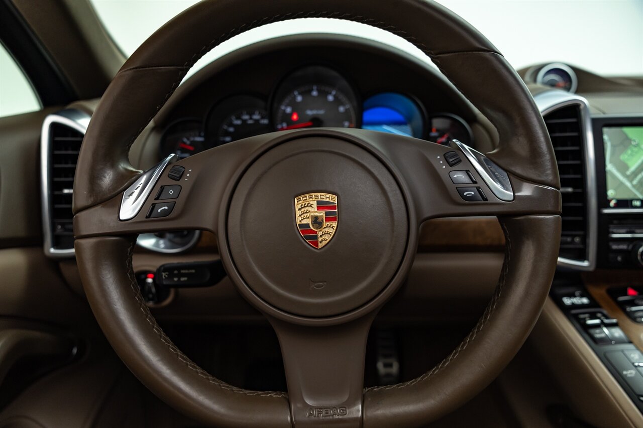 2014 Porsche Cayenne S Hybrid   - Photo 21 - Springfield, MO 65802