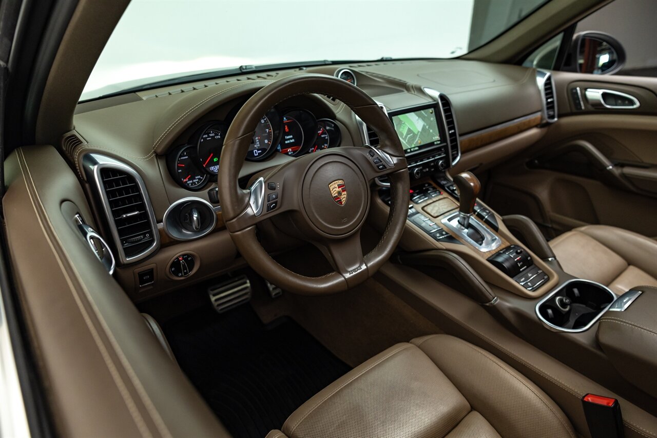 2014 Porsche Cayenne S Hybrid   - Photo 23 - Springfield, MO 65802