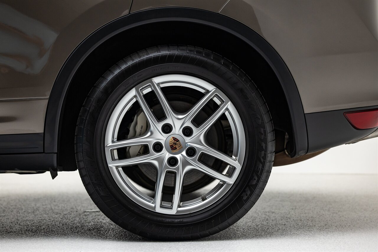 2014 Porsche Cayenne S Hybrid   - Photo 20 - Springfield, MO 65802
