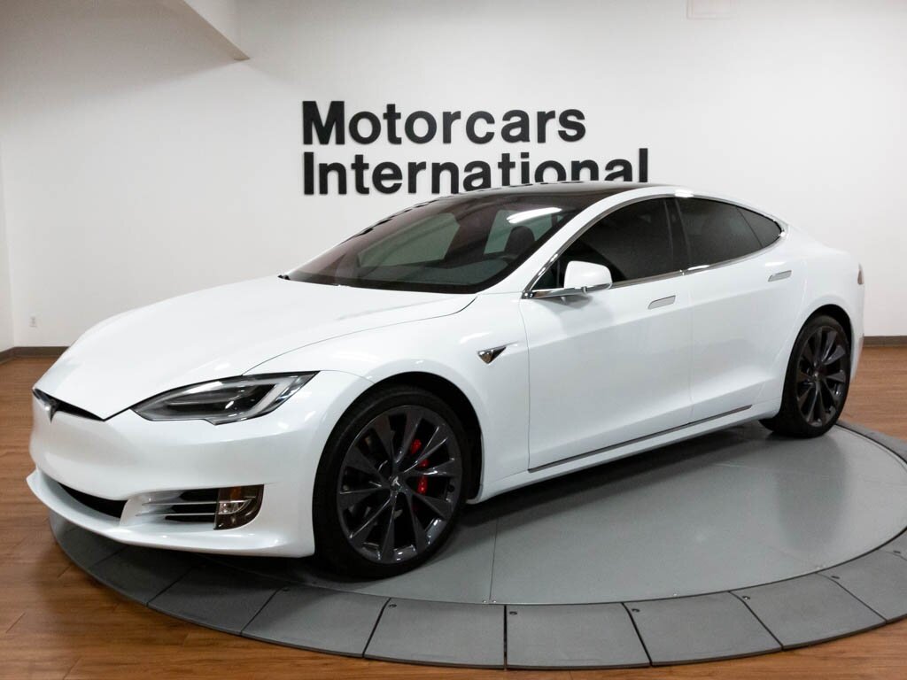 2019 Tesla Model S Performance  w/ Ludicrous Mode - Photo 1 - Springfield, MO 65802