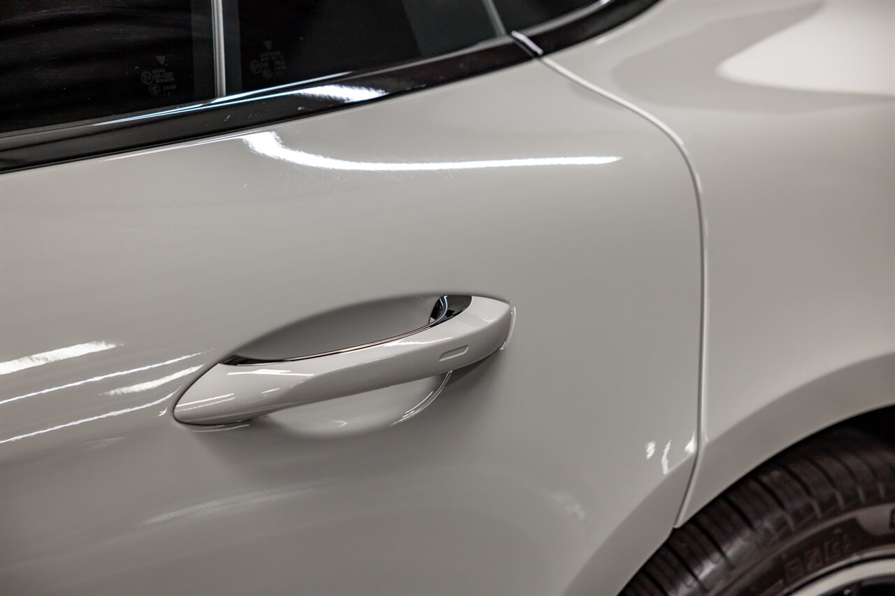 2023 Porsche Panamera 4 Platinum Edition   - Photo 19 - Springfield, MO 65802
