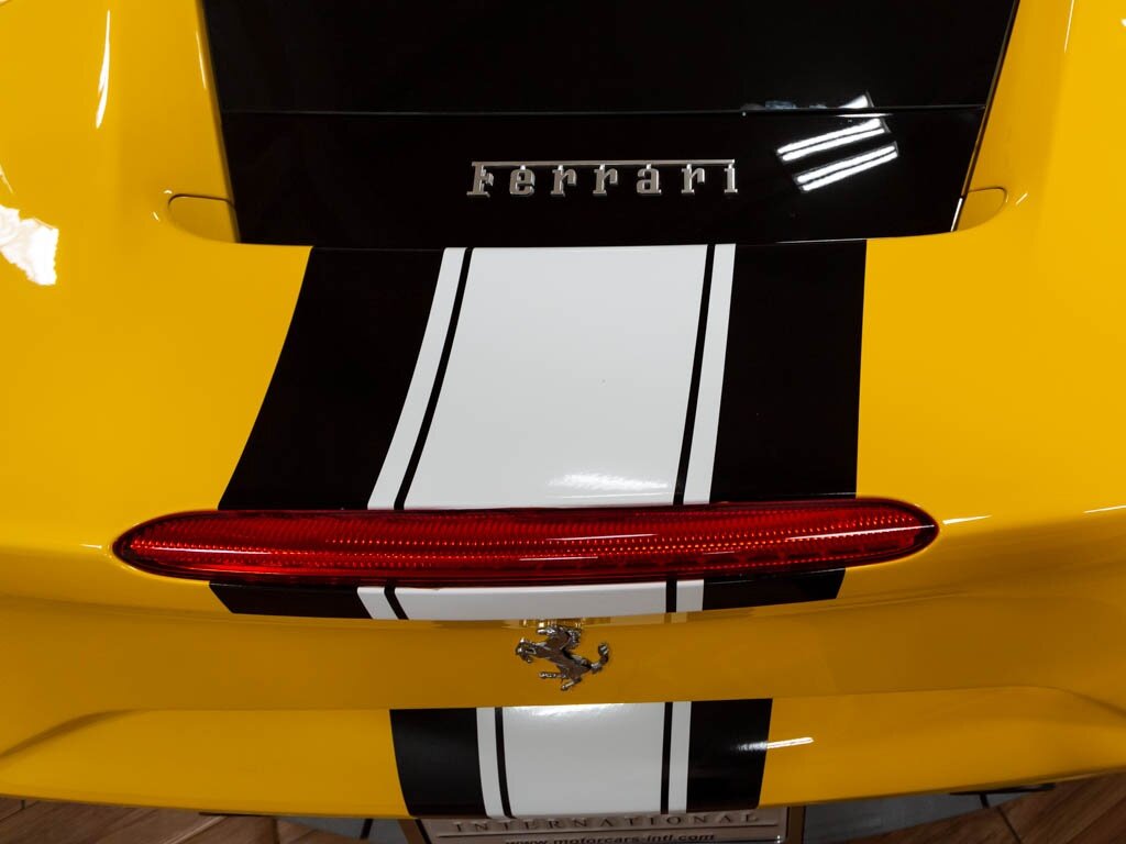 2016 Ferrari 488 GTB   - Photo 26 - Springfield, MO 65802