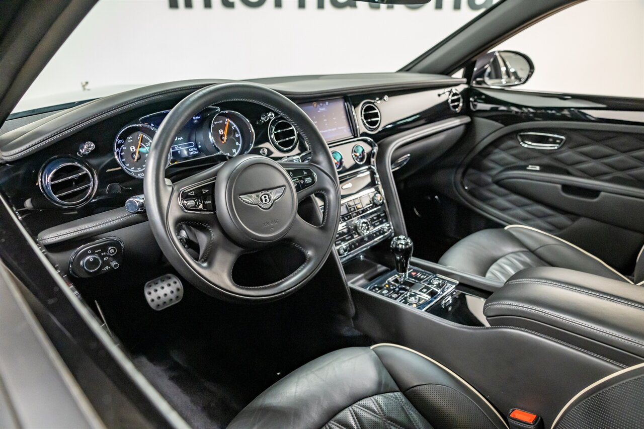 2017 Bentley Mulsanne   - Photo 20 - Springfield, MO 65802