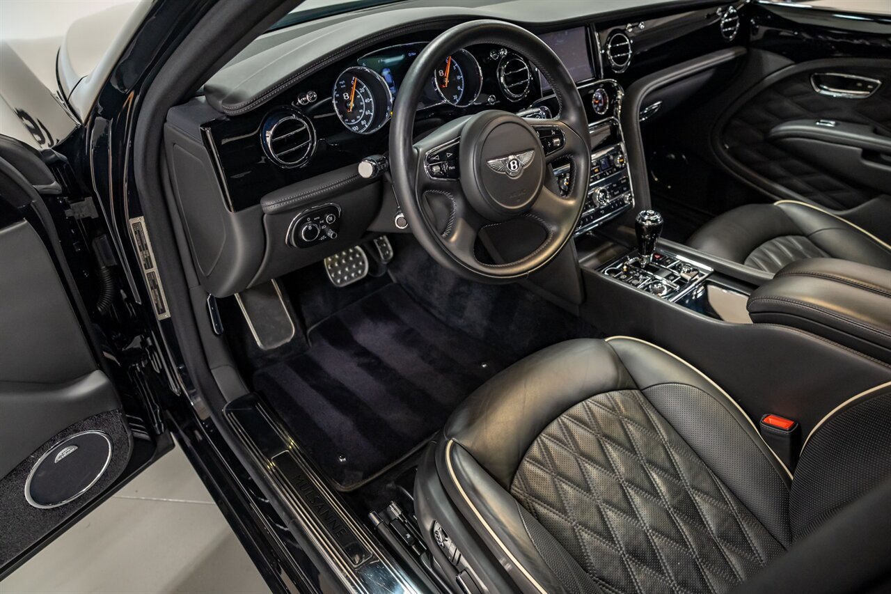 2017 Bentley Mulsanne   - Photo 32 - Springfield, MO 65802