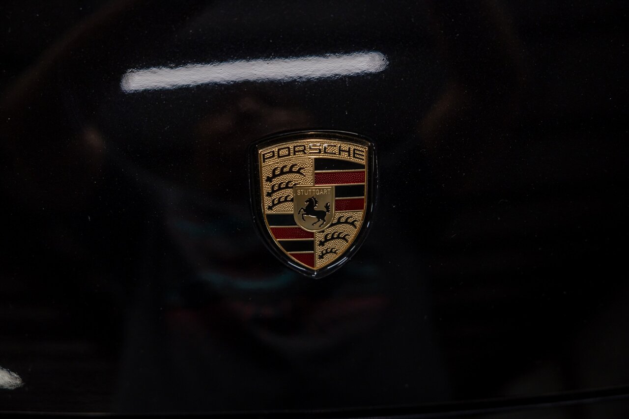 2017 Porsche Cayenne S E-Hybrid Platinum Editi   - Photo 13 - Springfield, MO 65802