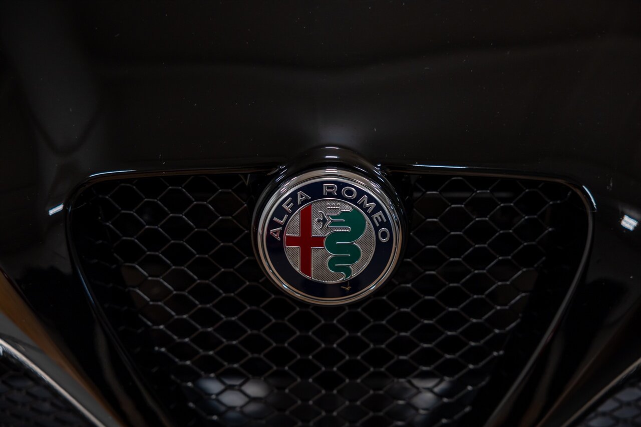 2018 Alfa Romeo 4C Spider   - Photo 15 - Springfield, MO 65802