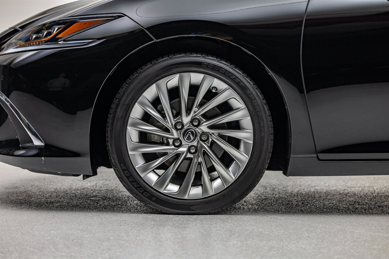 2020 Lexus ES 300h Luxury   - Photo 10 - Springfield, MO 65802