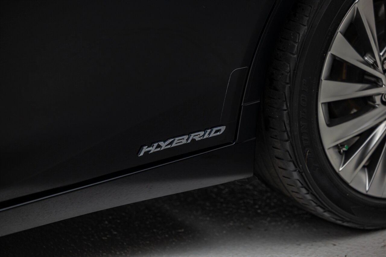 2020 Lexus ES 300h Luxury   - Photo 12 - Springfield, MO 65802