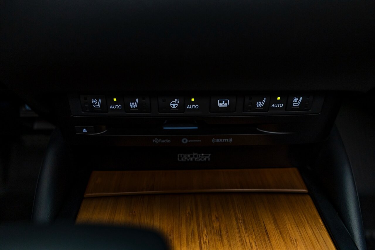 2020 Lexus ES 300h Luxury   - Photo 56 - Springfield, MO 65802