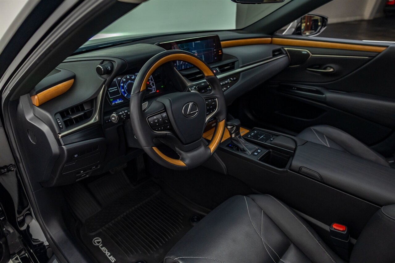 2020 Lexus ES 300h Luxury   - Photo 29 - Springfield, MO 65802