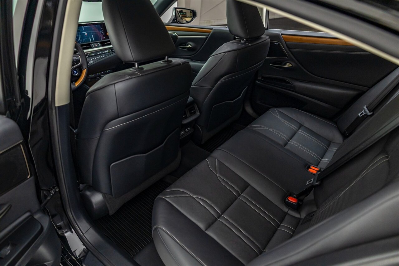 2020 Lexus ES 300h Luxury   - Photo 36 - Springfield, MO 65802