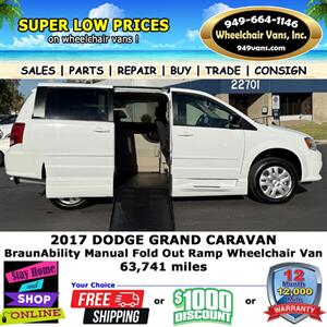 2017 Dodge Grand Caravan Wheelchair Van - Photo 4 - Laguna Hills, CA 92653