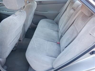 2002 Toyota Camry LE - Photo 12 - Kirkland, WA 98033