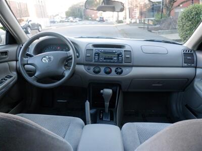 2002 Toyota Camry LE - Photo 9 - Kirkland, WA 98033