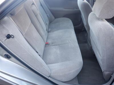 2002 Toyota Camry LE - Photo 10 - Kirkland, WA 98033