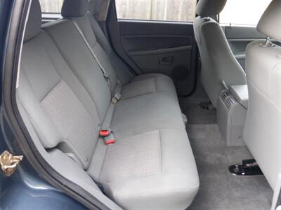 2007 Jeep Grand Cherokee Laredo Laredo 4dr SUV   - Photo 10 - Kirkland, WA 98033