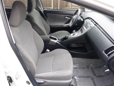 2013 Toyota Prius Two   - Photo 12 - Kirkland, WA 98033