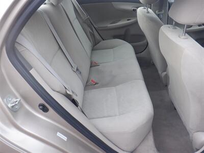 2009 Toyota Corolla LE - Photo 11 - Kirkland, WA 98033