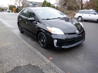2014 Toyota Prius Three   - Photo 7 - Kirkland, WA 98033