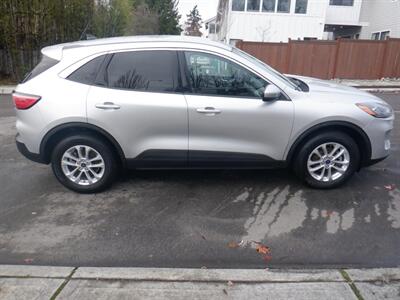 2020 Ford Escape SE   - Photo 6 - Kirkland, WA 98033