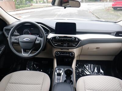 2020 Ford Escape SE   - Photo 13 - Kirkland, WA 98033