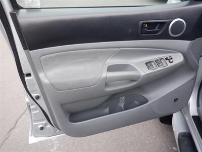 2008 Toyota Tacoma Double Cab,,V6,4x4 TRD SPORT - Photo 15 - Kirkland, WA 98033