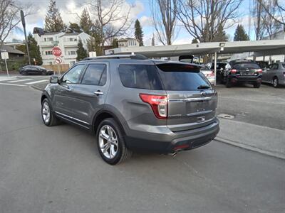 2014 Ford Explorer   - Photo 3 - Kirkland, WA 98033