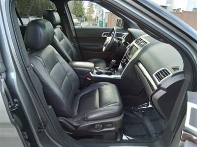 2014 Ford Explorer   - Photo 9 - Kirkland, WA 98033