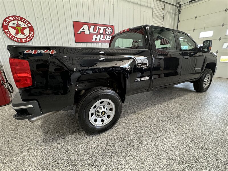 2017 Chevrolet Silverado 3500 Work Truck   - Photo 3 - Rochelle, IL 61068