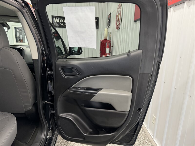 2018 Chevrolet Colorado Work Truck   - Photo 24 - Rochelle, IL 61068