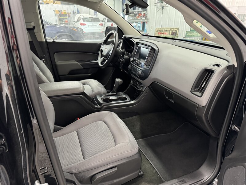 2018 Chevrolet Colorado Work Truck   - Photo 21 - Rochelle, IL 61068