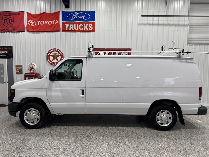 2014 Ford E-Series Econoline Van Commercial