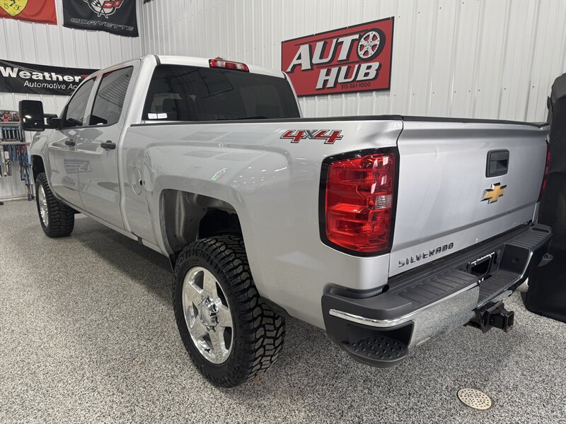 2017 Chevrolet Silverado 2500HD Work Truck   - Photo 16 - Rochelle, IL 61068