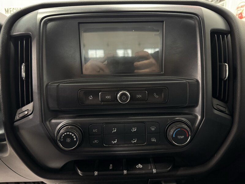 2018 Chevrolet Silverado 1500 Work Truck - Photo 9 - Rochelle, IL 61068