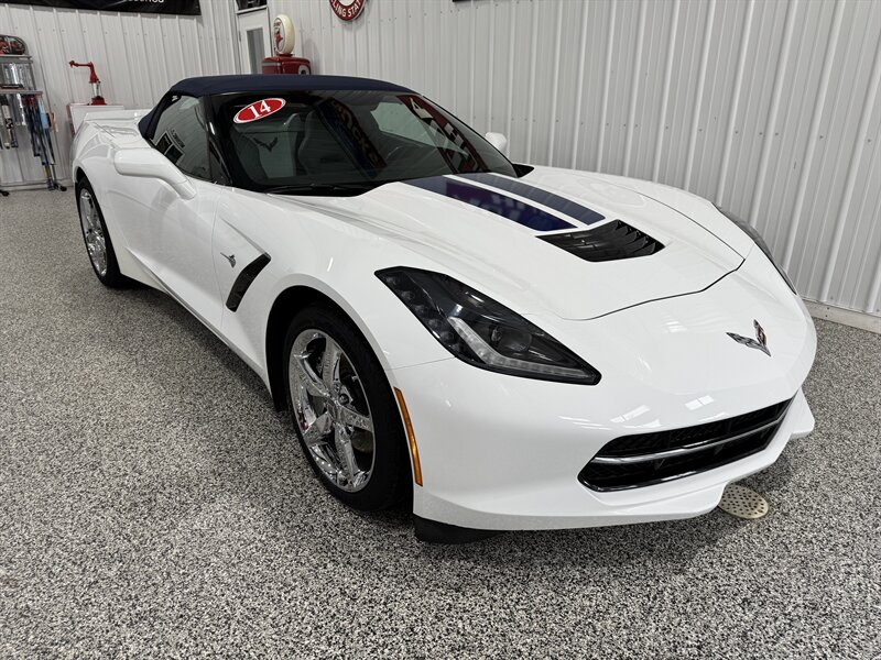 2014 Chevrolet Corvette Stingray   - Photo 1 - Rochelle, IL 61068