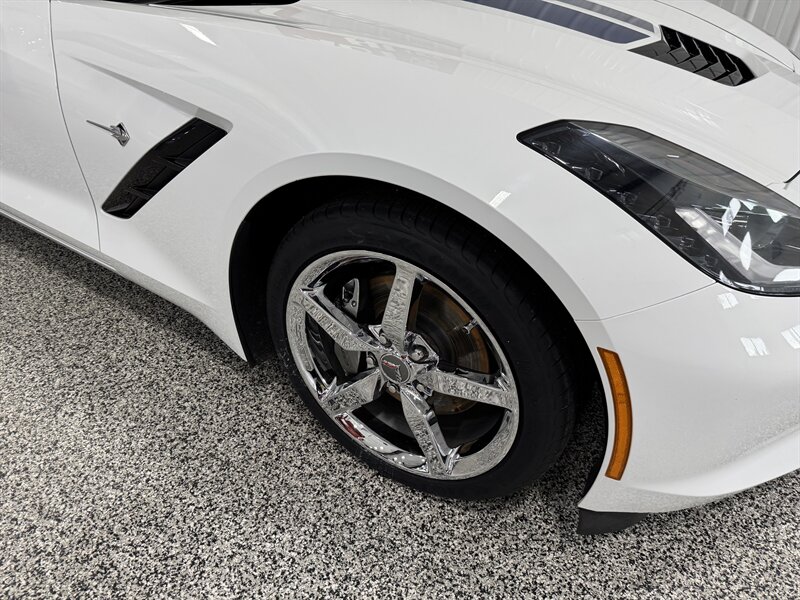 2014 Chevrolet Corvette Stingray - Photo 7 - Rochelle, IL 61068