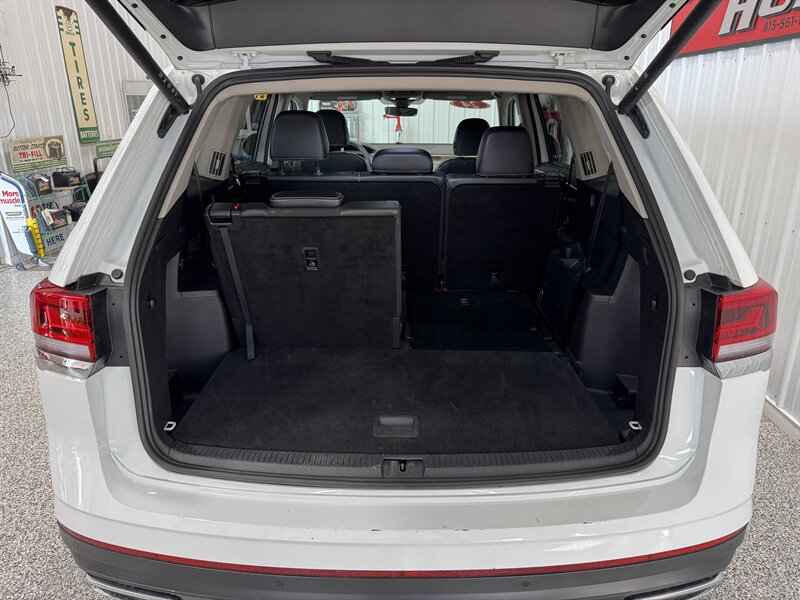 2024 Volkswagen Atlas SE 4Motion   - Photo 15 - Rochelle, IL 61068