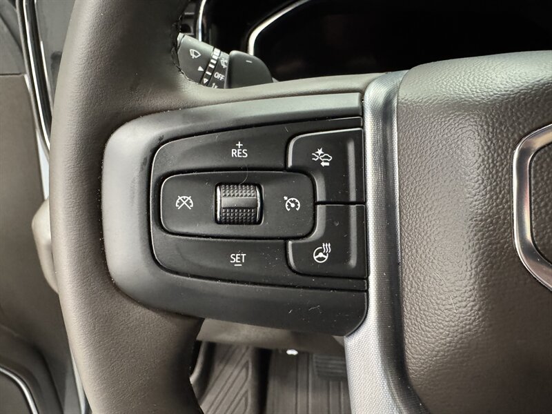 2025 GMC Sierra 1500 SLT X31 Off Road Pkg - Photo 5 - Rochelle, IL 61068