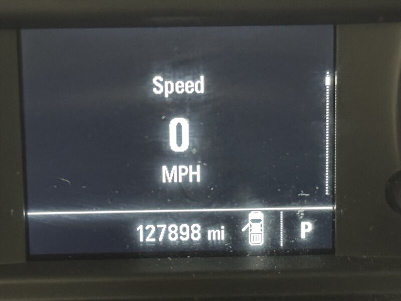 2020 Chevrolet Silverado 2500 Work Truck   - Photo 5 - Rochelle, IL 61068