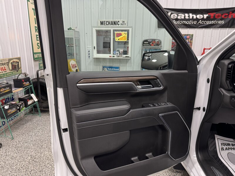 2022 Chevrolet Silverado 1500 LT - Photo 24 - Rochelle, IL 61068